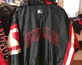Chicago bulls jacket “ Starter” 