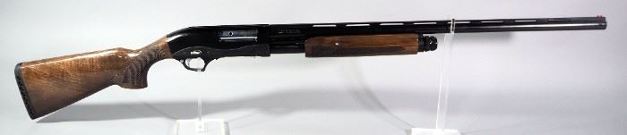 Tristar Cobra III Wood 12 ga Pump Action Shotgun SN# KRP022307, In Box
