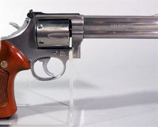 Smith & Wesson 686 S&W .357 Magnum 6-Shot Revolver SN# AJM5799, In Box
