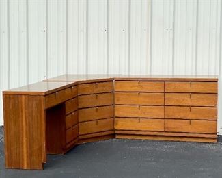 Johnson Carper mid century corner 3pc bedroom set