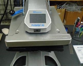 HOTRONIX FUSION IQ TRANSFER MACHINE