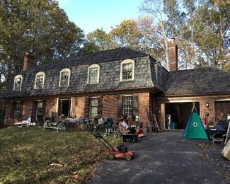 Front of house, we will be open on Sat.-Sunday 10-4, no appointment needed !
11440 Vale Spring Drive, Oakton, Va