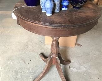 Candlestick table