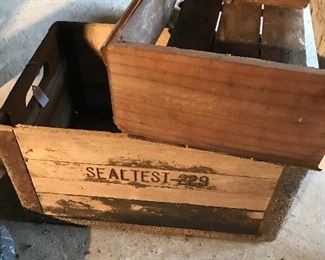 Seal test crate