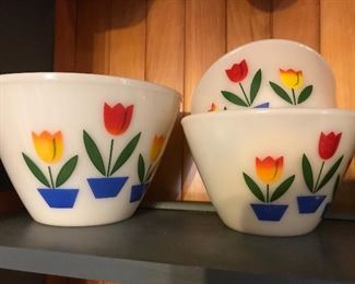 Fire King tulip mixing bowls