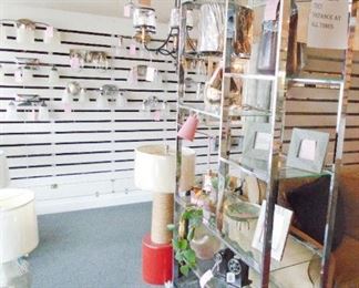 DISPLAY SHELF
