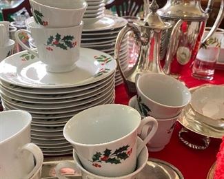 Vintage Christmas Holiday Dishes