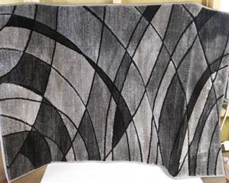 Gray Abstract Accent Rug 31.5 W x 47.2 L in., Appears New