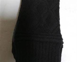 New 2 Pack Crew Socks, Shoe Sizes 6 to 12