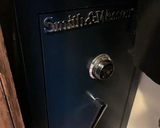Smith & Wesson 4020 Home Security safe