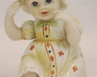 
45 - Royal Crown Figurine 7" Tall