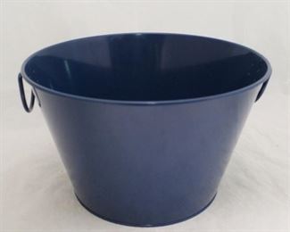 197 - Metal Bucket 15" x 9"