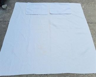 199 - White Quilt w/ 2 Pillow Cases-some stains 84" x 86"