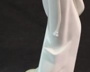 203 - 14" Lladro doctor figurine