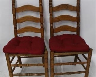 203x - Pair of Matching Wood Chairs - 17 1/2" x 40"