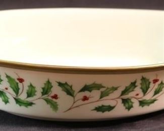 208 - Lenox Holiday Oval Bowl 10.25" x 6"