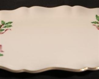 210 - Lenox Holiday Oval Tray - red bows 10" x 6"