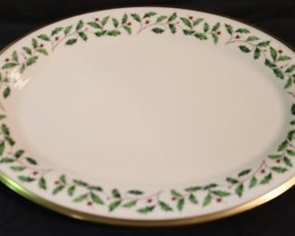 214 - Lenox Holiday Large Oval Platter 16.5" x 12"