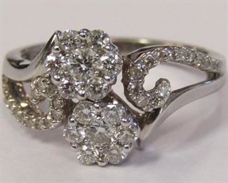 
219z - 14k Yellow Gold .75 TW Diamonds Ring size 6.5