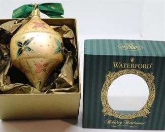 236 - Waterford Holiday Heirloom Golden Diamond Cut Top Ornament - w /box