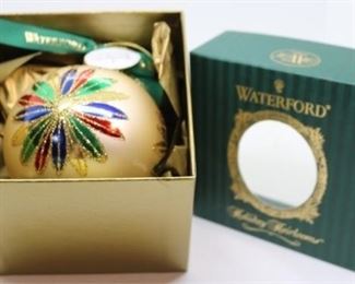 242 - Waterford Heirloom Holiday Starburst Ball Ornament w /box