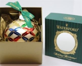 
245 - Waterford Heirloom Holiday Killeen Ball Ornament w /box