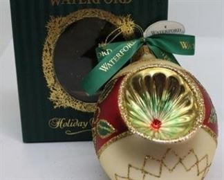 255 - Waterford Heirloom Holiday Ashling Reflector ornament w /box