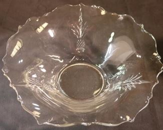 274 - Heisey Plantation 12" crystal ruffled bowl