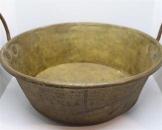 
317 - Vintage Brass Bucket w /handles 14" round x 5" deep