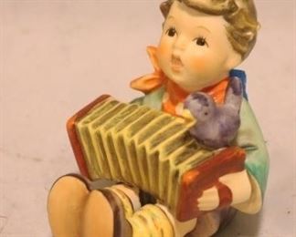 418 - Hummel, "Let's Sing" boy w/ Accordian