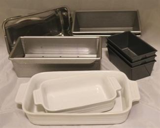 422 - Group Lot of Bakeware (9 pieces)