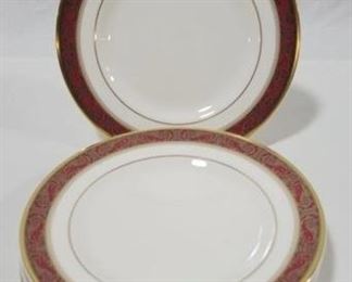 
526 - Royal Doulton "Martinique" Bread Plates 5pcs 6.5 round