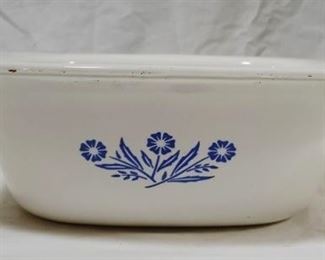 544 - Corning Cornflower Casserole Dish 12 x 11 1/2 x 4