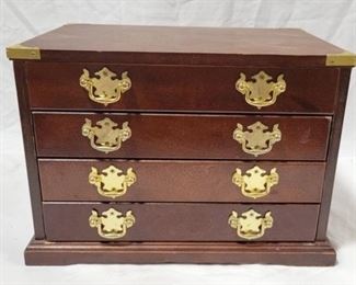 555 - Jewelry Chest 11.5 x 8 x 8.5
