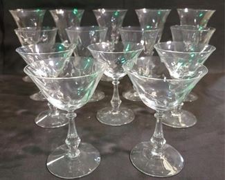 
573 - Lot of Matching Stemware Assorted Sizes 14 total Some glasses have minor chips