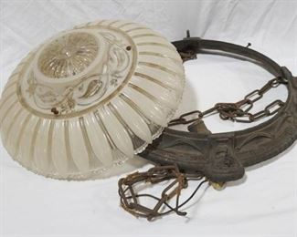 580 - 2 Misc. Lamp Parts