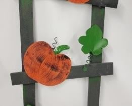 621 - Fall Decor - Ladder w/ Pumpkins 48" x 21"