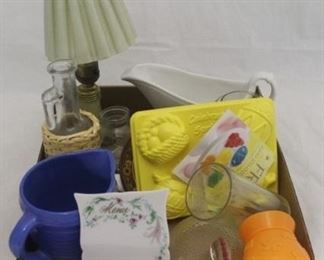 872 - Tray lot of Assorted Items