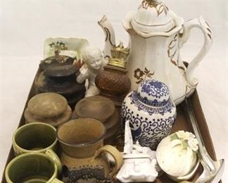 
895 - Assorted items