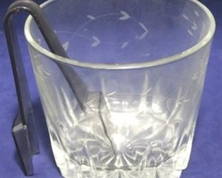 934 - Princess House ice bucket with tongs 6 x 5 1/2