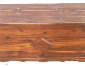 
1330 - Wooden blanket chest 21 x 43 x 20