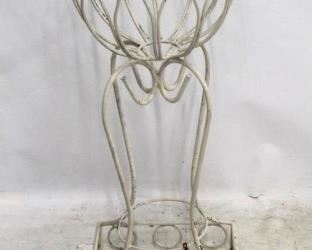 1379 - Wire metal planter 32 x 17 x 17
