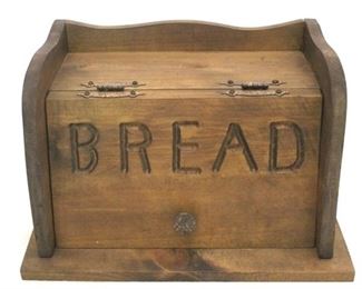 1399 - Wooden bread box 17 1/2 x 11 x 10 1/2
