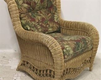 2561 - Wicker arm chair 40 x 33 x 26 few worn spots
