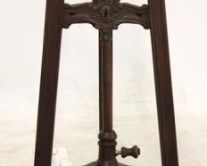 2577 - Small mahogany easel 39 x 17 1/2
