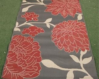 2603 - Safavieh outdoor rug 66 x 47
