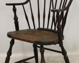 2671 - Windsor rush seat arm chair 38 x 22 1/2 x 20 1/2
