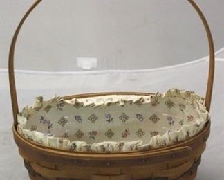 4021 - 1992 Longaberger Easter basket 10 1/2 x 7 x 13
