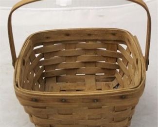 4029 - 1990 Longaberber basket 9 x 9 x 4 1/2
