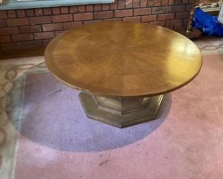round coffee table 